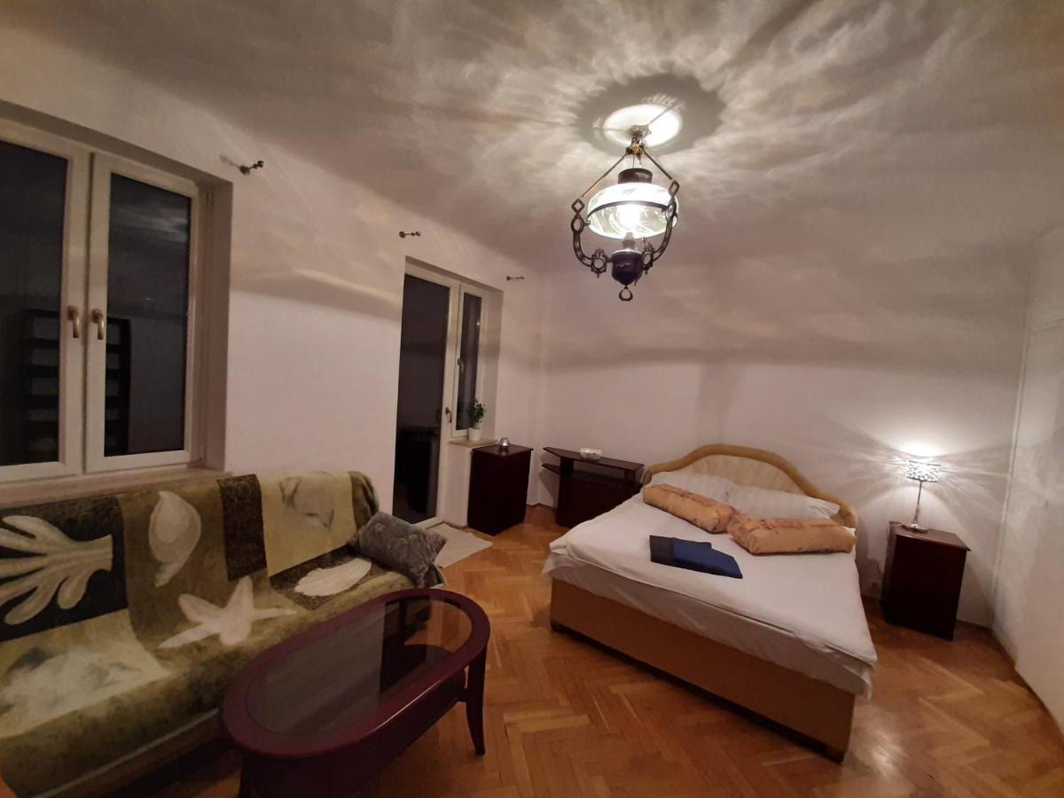Rooms In Centrum Warszawa Exteriör bild